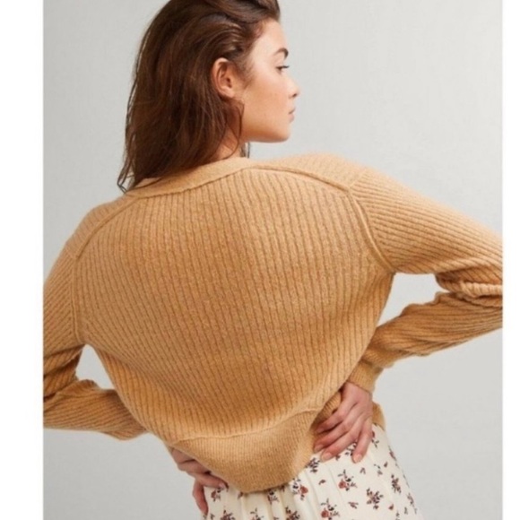 NWT Free People Mimosa Cardi Cardigan Sweater in Taupe - Picture 4 of 8